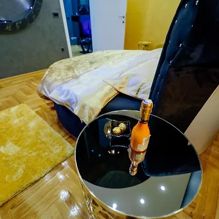 Elena Lux 2 公寓 *