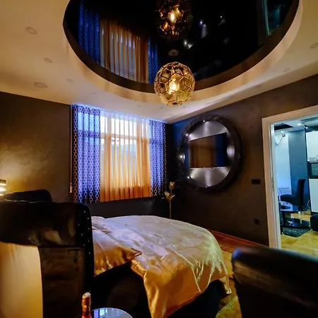 Apartment Elena Lux 2 *