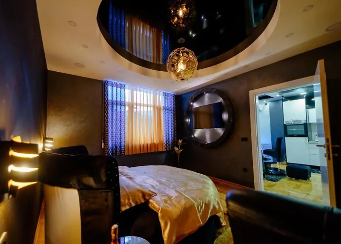 شقة Elena Lux 2 *