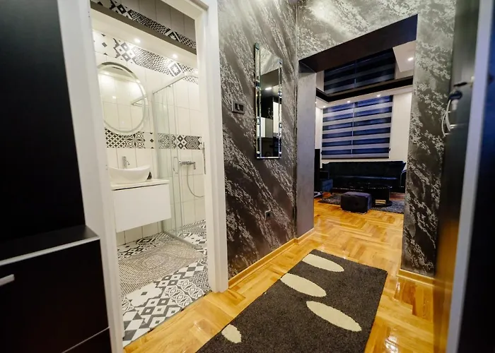 Lejlighed Elena Lux 2 *